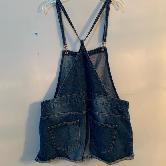 Forever 21 Jean Short Overalls - Picture 2 of 4